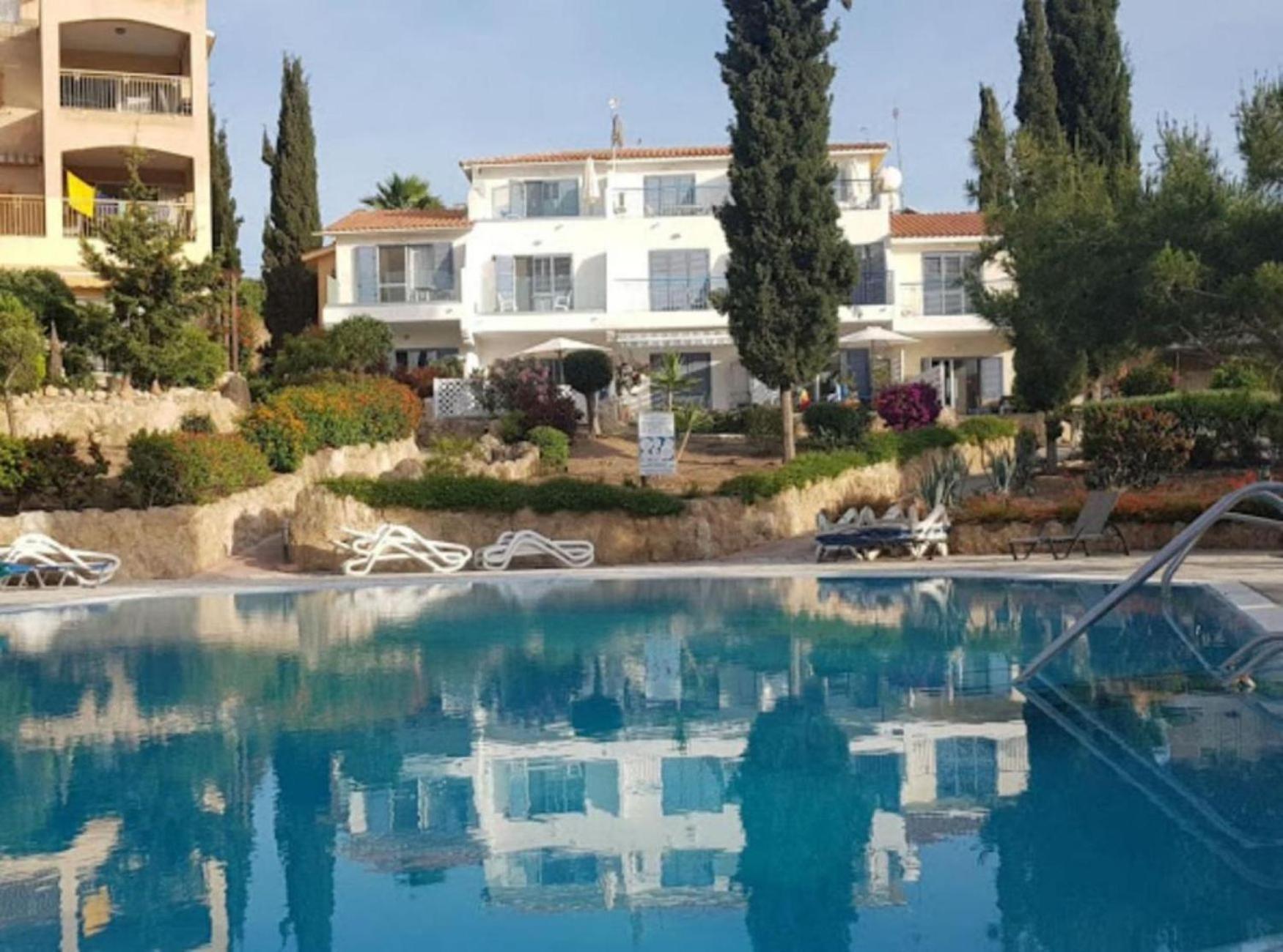 Apartament H&O Regina Garden Ap New In Paphos! Zewnętrze zdjęcie