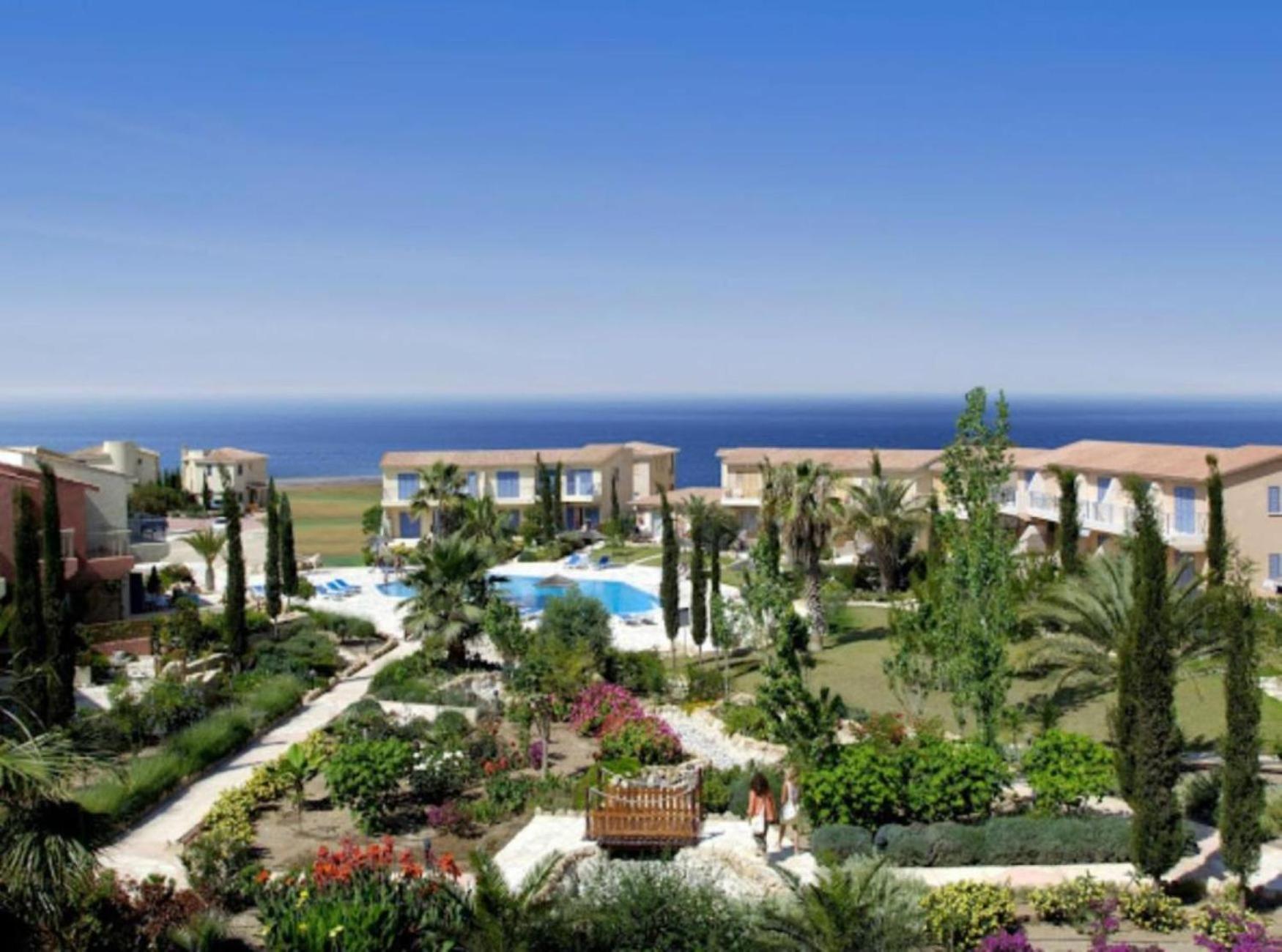 Apartament H&O Regina Garden Ap New In Paphos! Zewnętrze zdjęcie