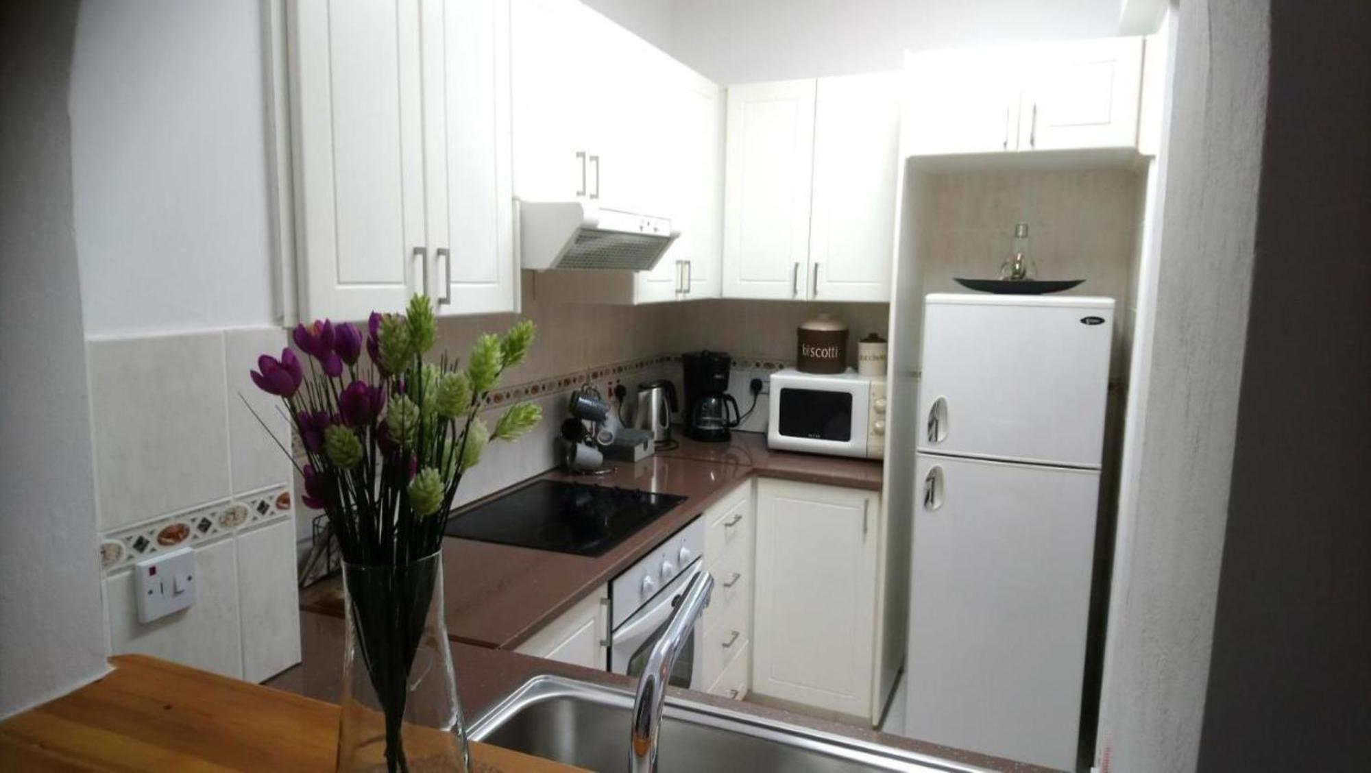 Apartament H&O Regina Garden Ap New In Paphos! Zewnętrze zdjęcie